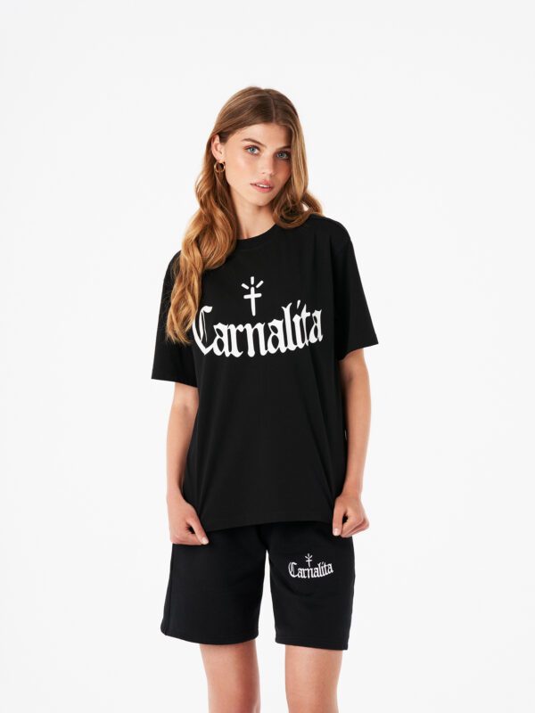 Camiseta negra con logo Carnalita impreso