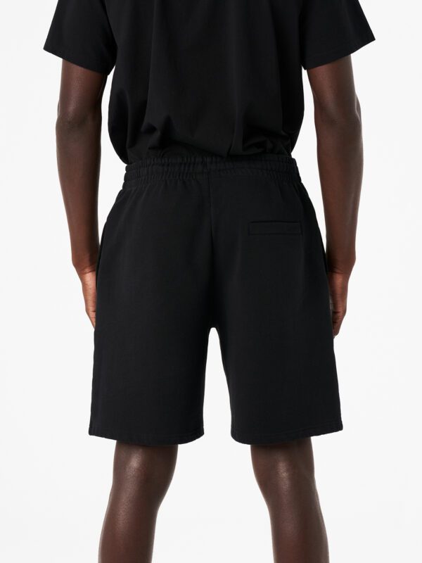 Pantalón Corto Bordado con Logo Negro Carnales