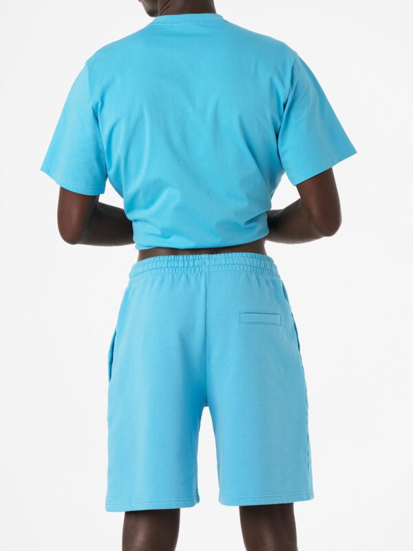 Bordado Logo Pantalón Corto Azul Carnales